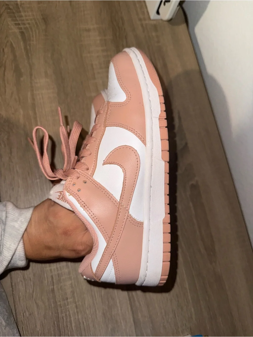 Nike low top